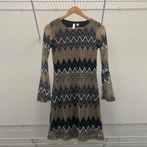 Tacera Chevron Long Sleeved Dress